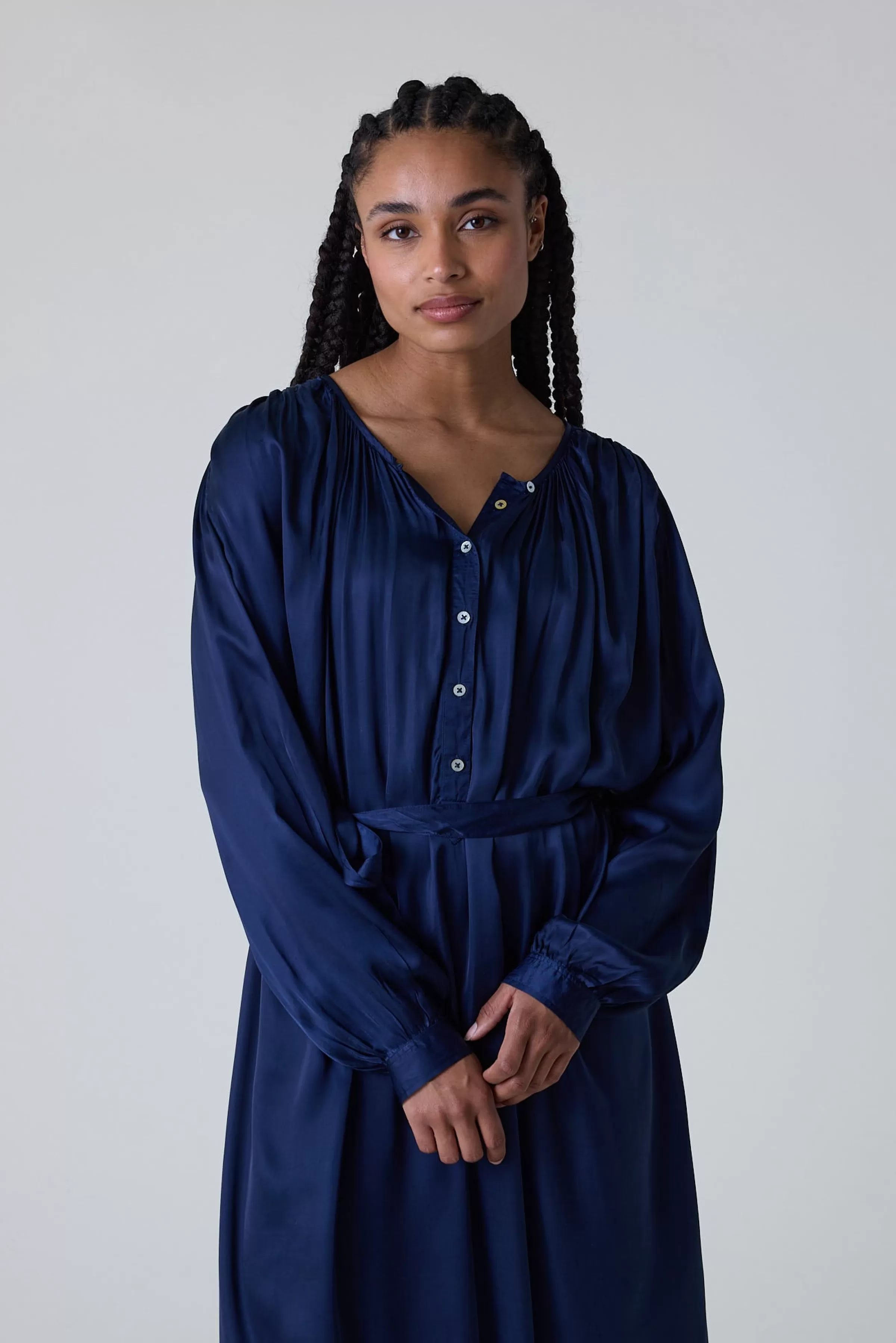 Cheap Leon&Harper Robe Raimy Plain Black Iris