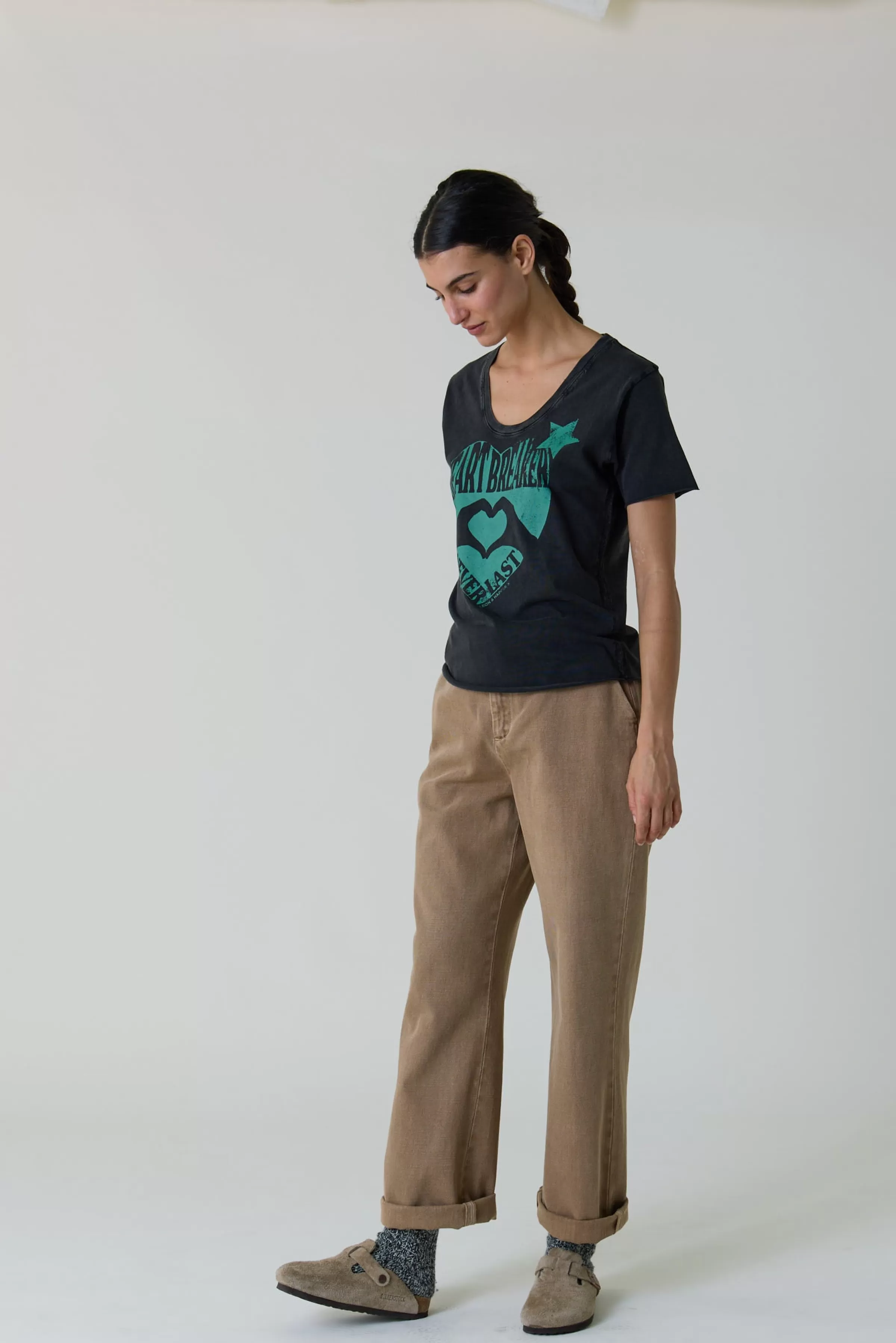 Shop Leon&Harper Tshirt Tizia Heart Carbone